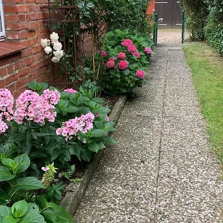 Landfein Апартаменты *